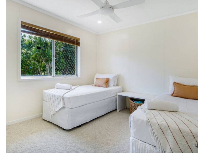 111 Tahiti Avenue, Palm Beach QLD 4221