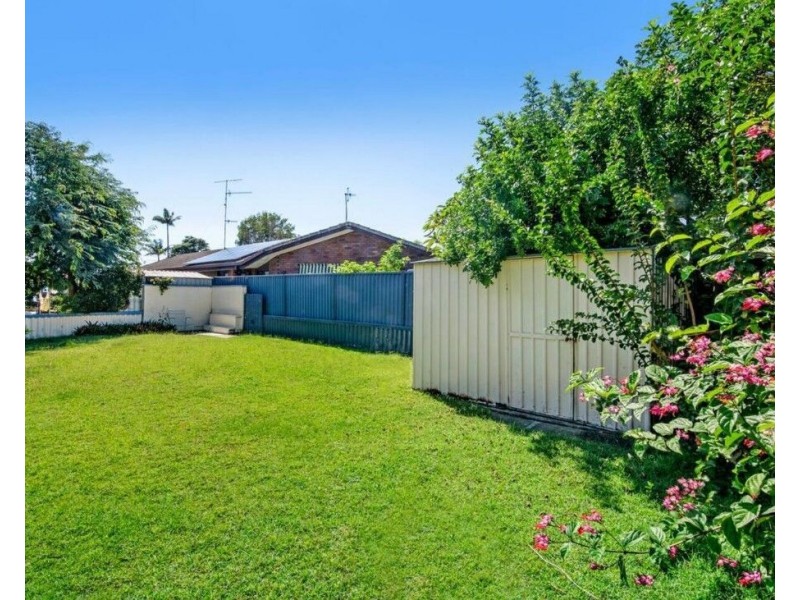111 Tahiti Avenue, Palm Beach QLD 4221