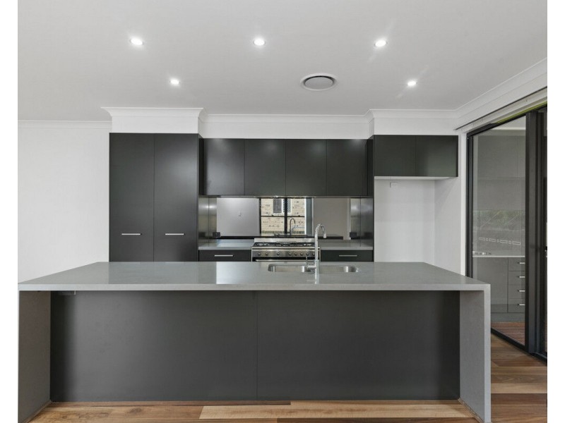 2/36 Philippine Parade, Palm Beach QLD 4221