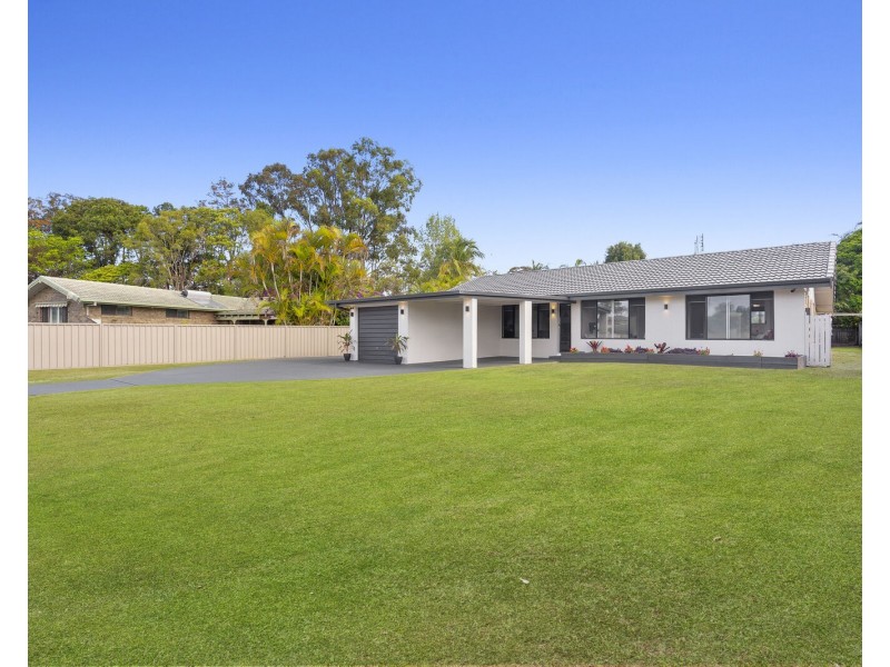 40 Coolibah Drive, Palm Beach QLD 4221