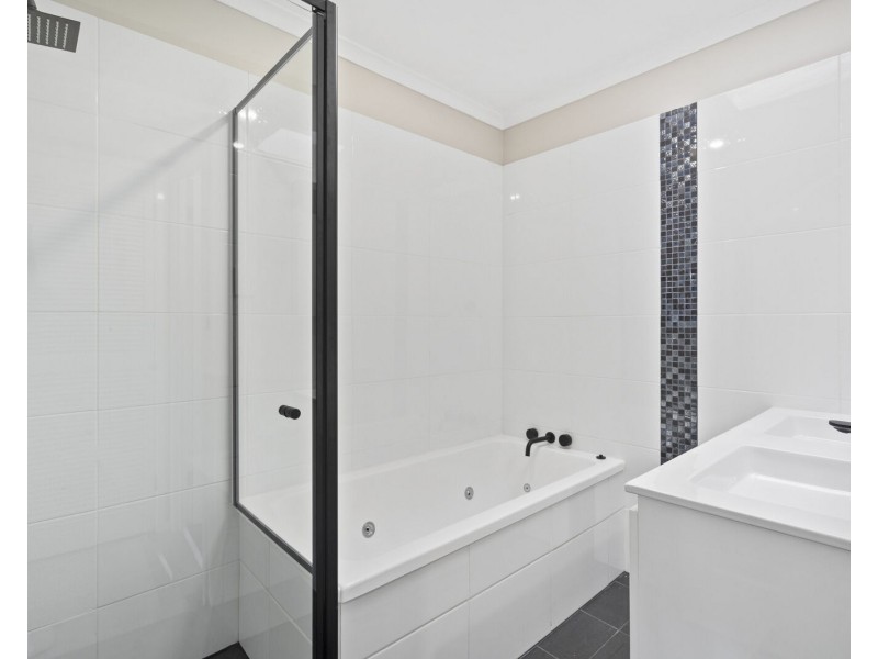 40 Coolibah Drive, Palm Beach QLD 4221