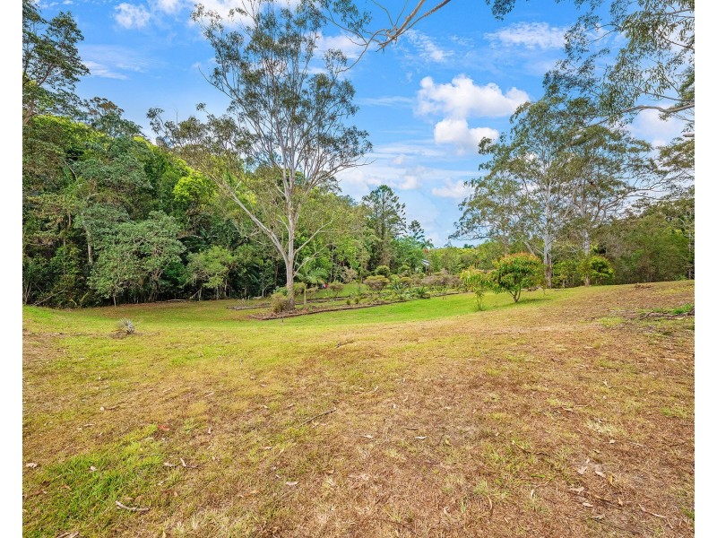 25 Karawatha Drive, Currumbin Waters QLD 4223