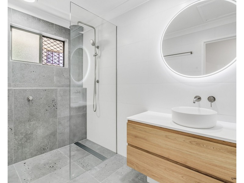 7/6 Mawarra Street, Palm Beach QLD 4221
