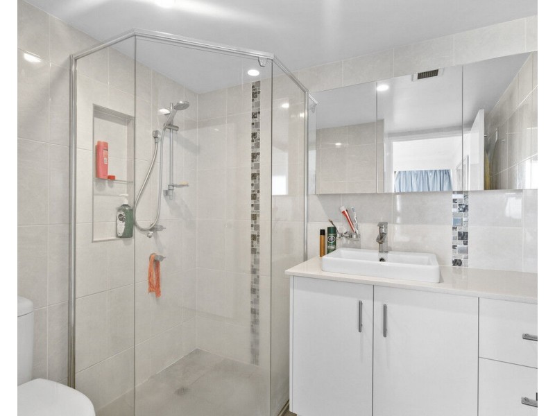 9c/969 Gold Coast Highway, Palm Beach QLD 4221