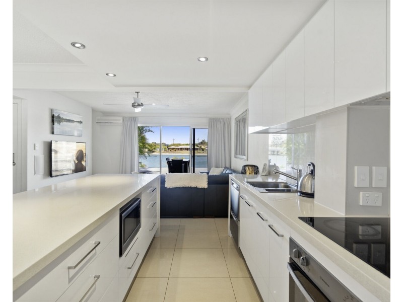 114/2-10 Coolgardie Street, Elanora QLD 4221