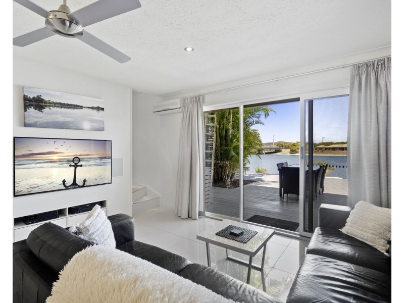 114/2-10 Coolgardie Street, Elanora QLD 4221