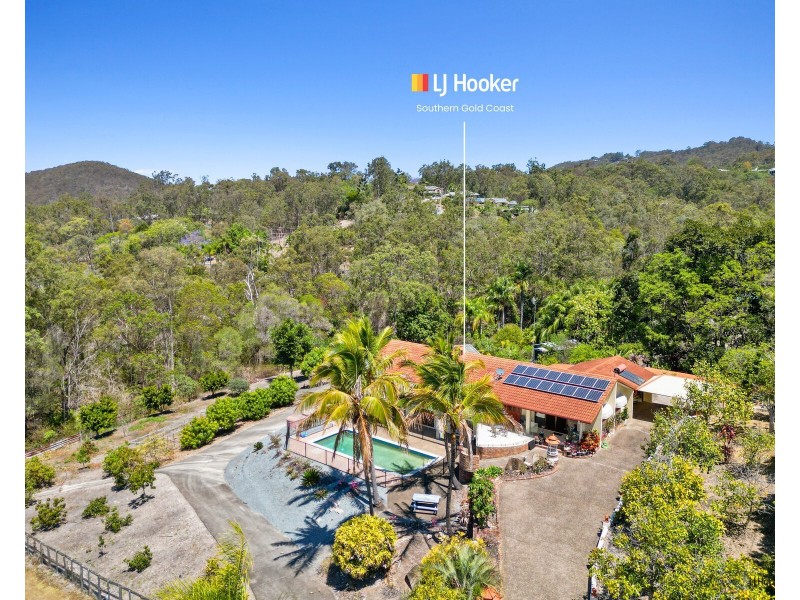 9 Akama Court, Mudgeeraba QLD 4213