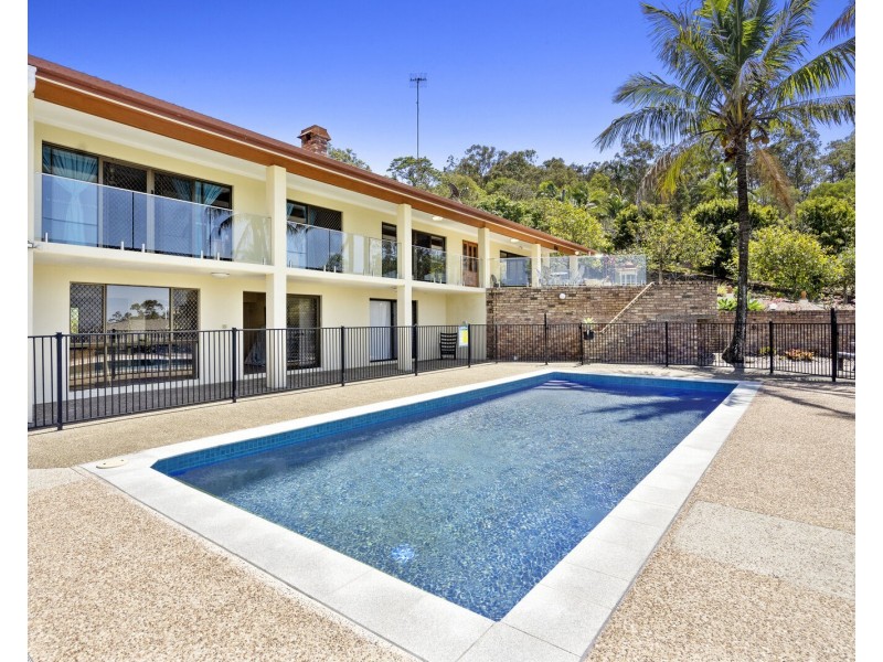 9 Akama Court, Mudgeeraba QLD 4213