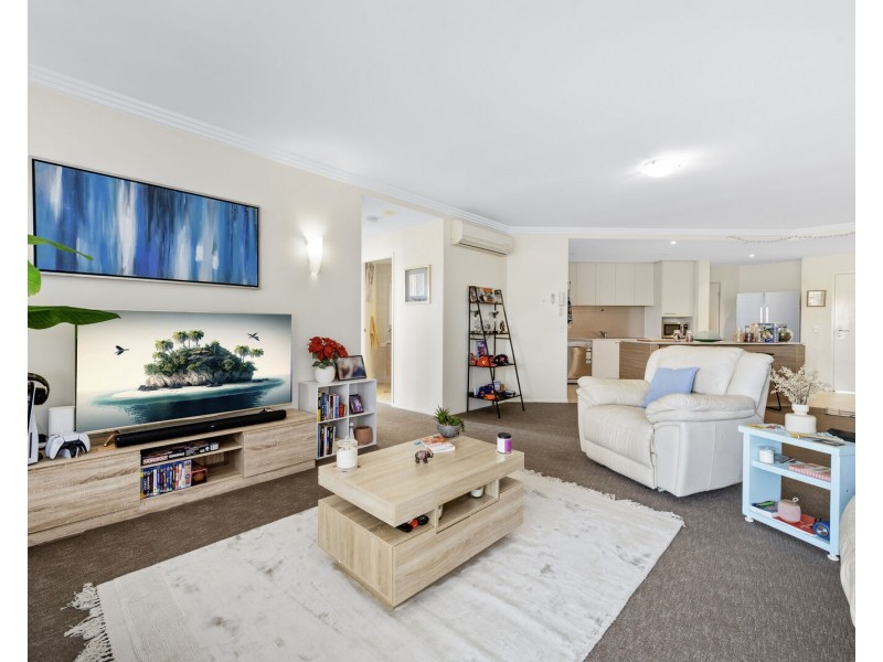 36/1 Lakefront Crescent, Varsity Lakes QLD 4227