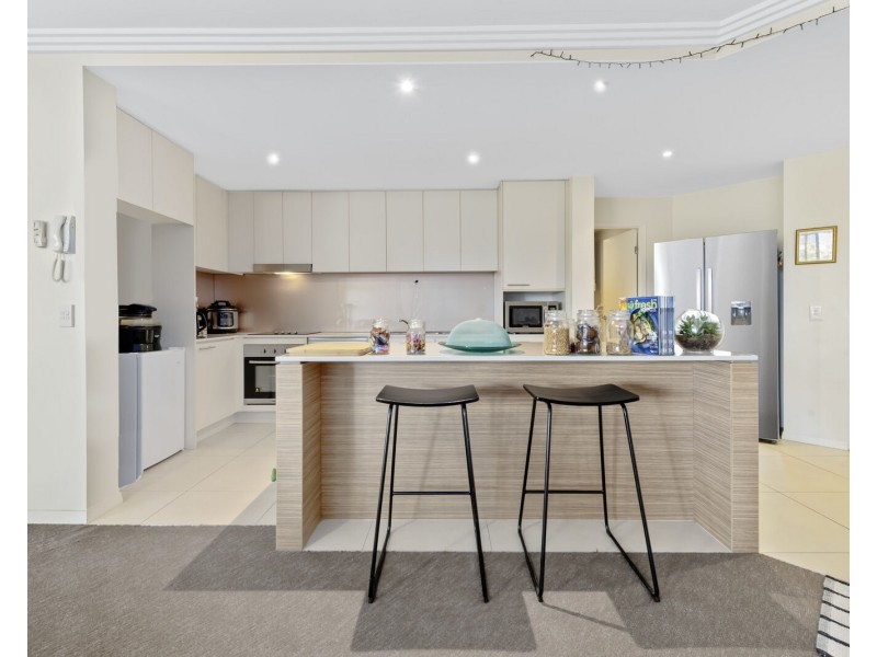 36/1 Lakefront Crescent, Varsity Lakes QLD 4227