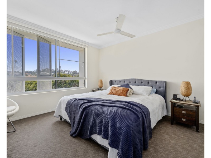 36/1 Lakefront Crescent, Varsity Lakes QLD 4227