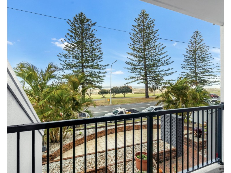 10/12-14 Musgrave Street, Coolangatta QLD 4225