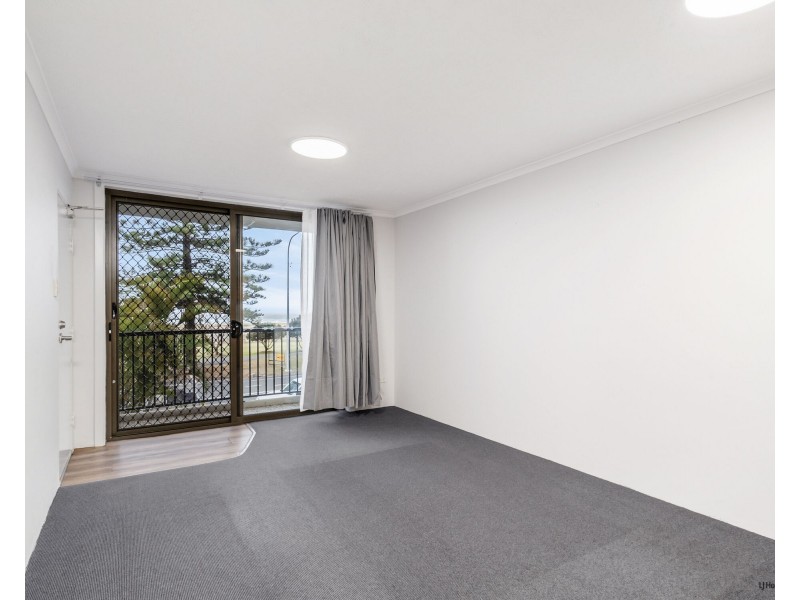 10/12-14 Musgrave Street, Coolangatta QLD 4225