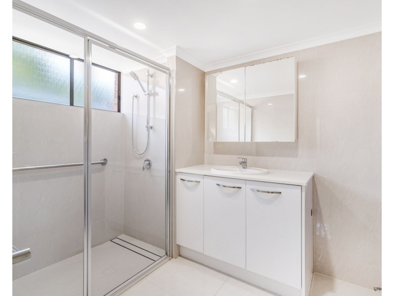 1/2 Twenty Eight Avenue, Palm Beach QLD 4221