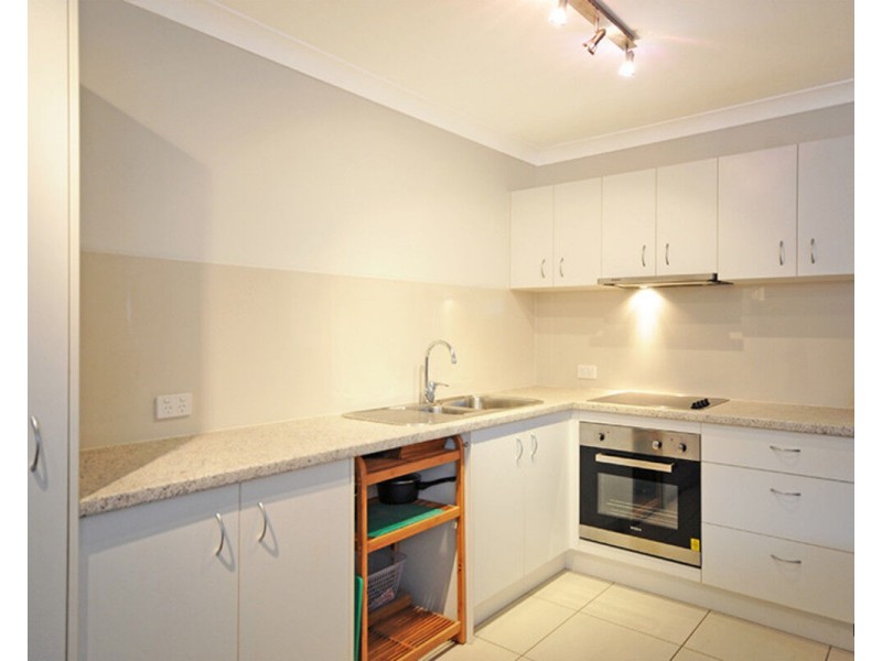 3/72 Sarawak Avenue, Palm Beach QLD 4221