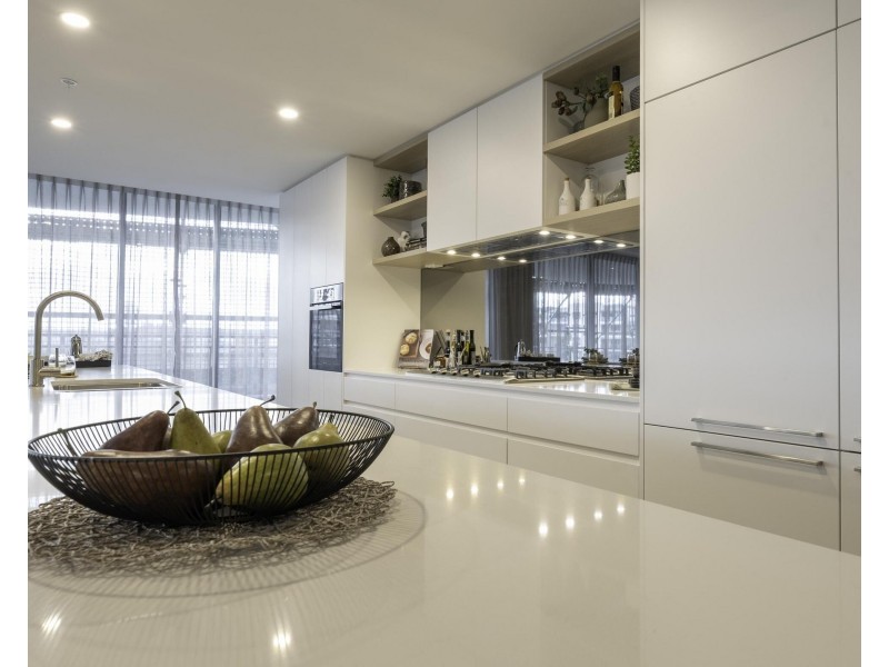 1701/6-8 Sickle Avenue, Hope Island QLD 4212