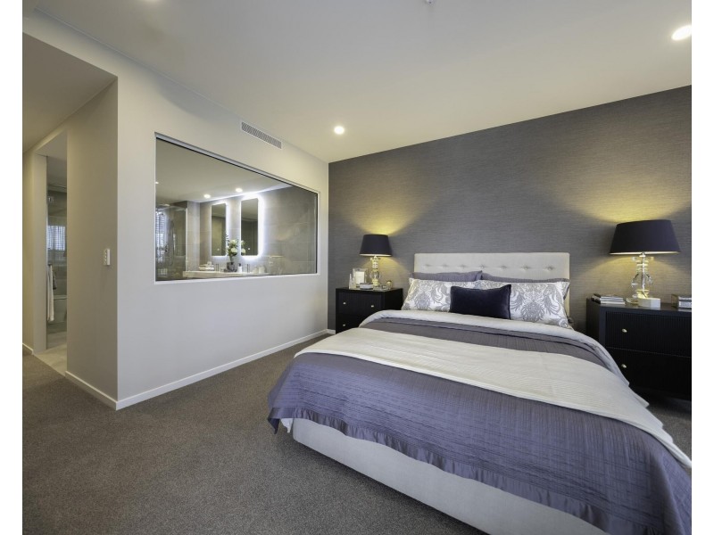 1701/6-8 Sickle Avenue, Hope Island QLD 4212