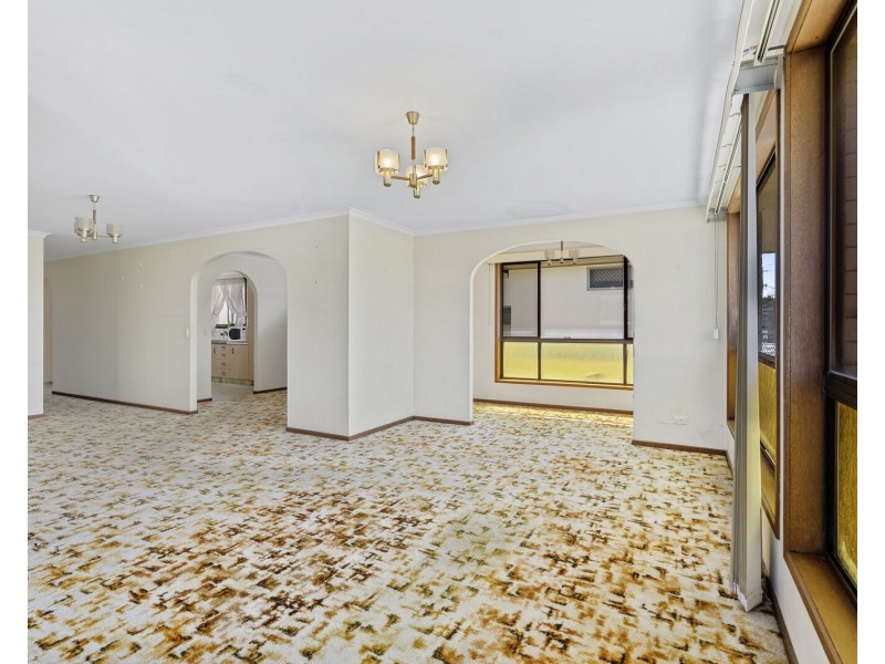 35 First Avenue, Palm Beach QLD 4221