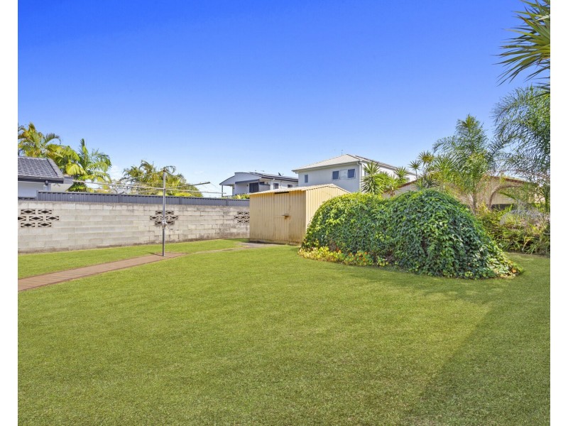 35 First Avenue, Palm Beach QLD 4221