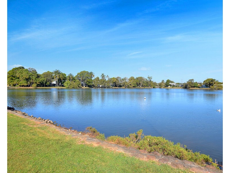 35 First Avenue, Palm Beach QLD 4221