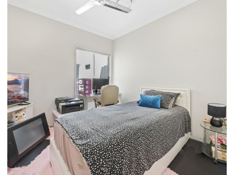 7811 Pavilions Close, Hope Island QLD 4212