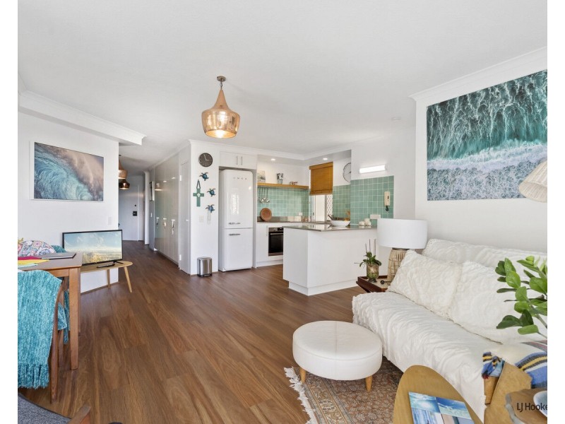 2/11 Panorama Drive, Currumbin QLD 4223
