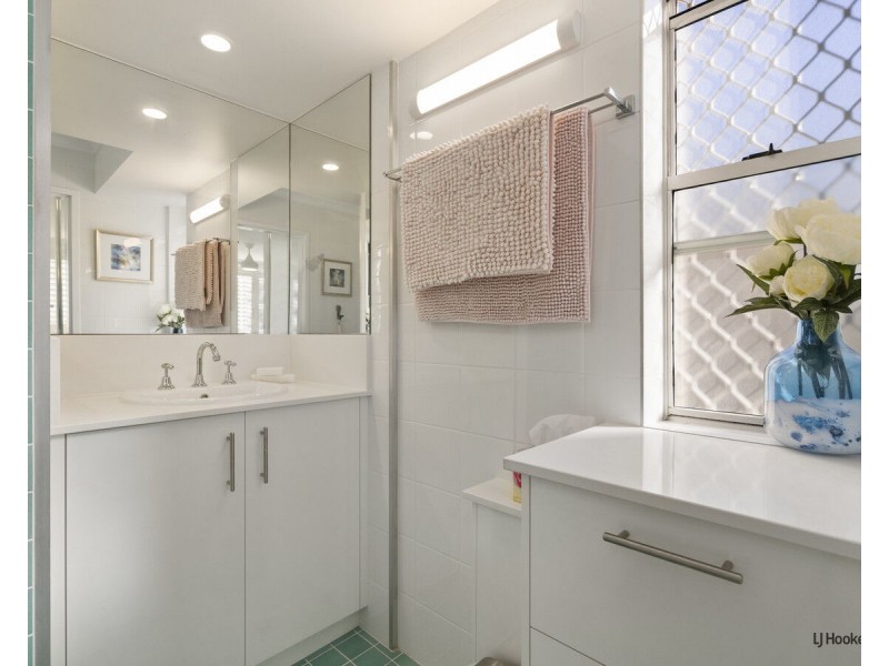 2/11 Panorama Drive, Currumbin QLD 4223