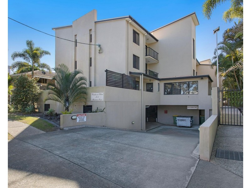 15/4 Mawarra Street, Palm Beach QLD 4221