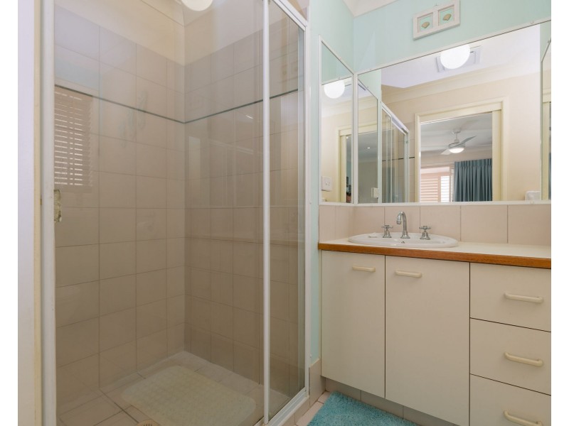 4/132 Cypress Terrace, Palm Beach QLD 4221