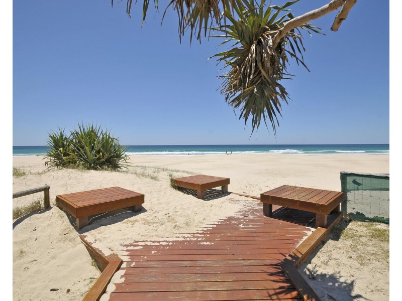 8/154 Currumbin Creek Road, Currumbin Waters QLD 4223