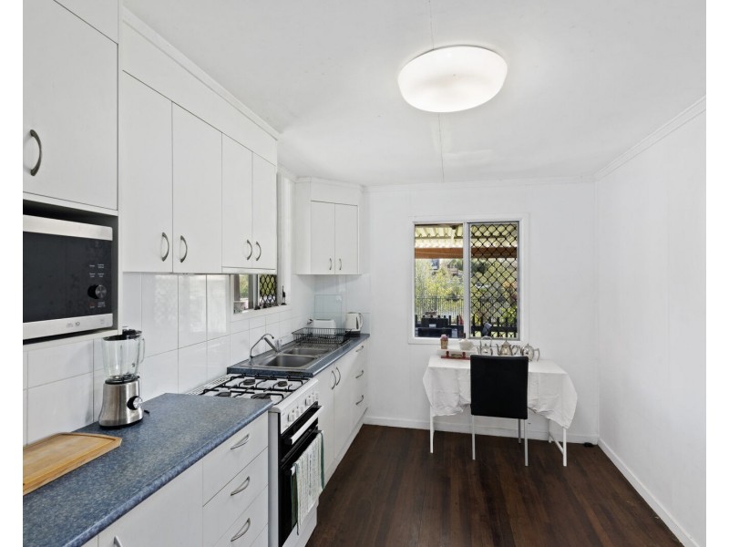 13 Reynton Street, Currumbin Waters QLD 4223