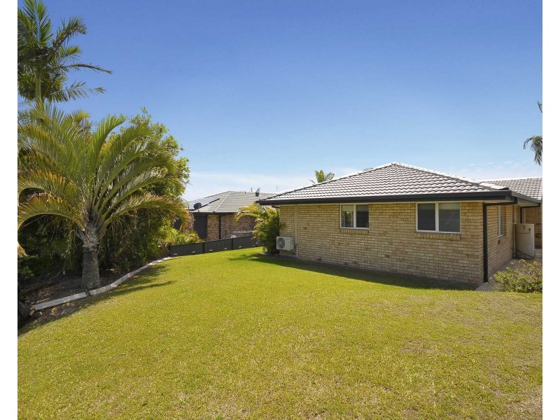16 Rees Court, Elanora QLD 4221
