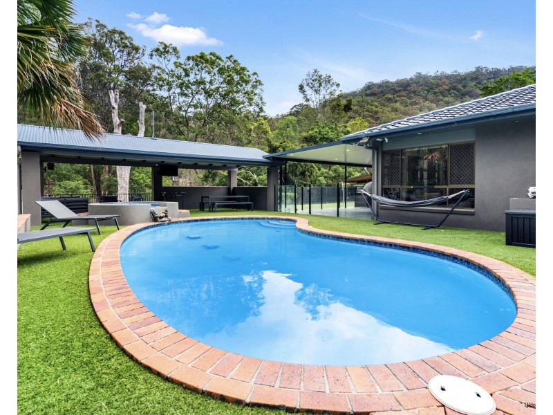 102 Monday Drive, Tallebudgera Valley QLD 4228