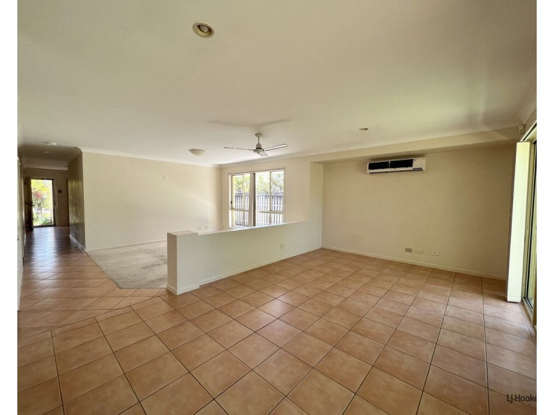 71 Ellis Drive, Mudgeeraba QLD 4213