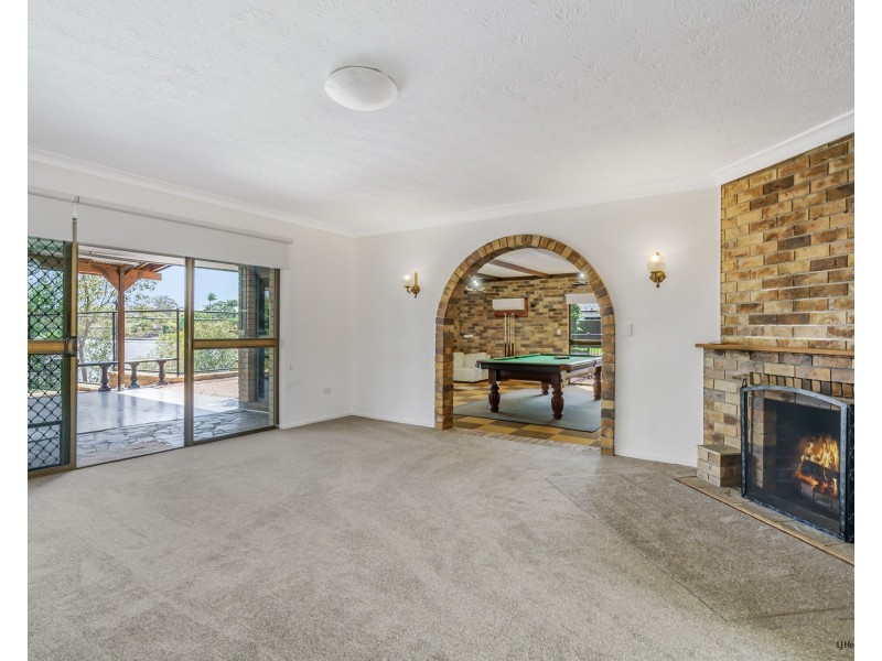 5 Prudhoe Place, Currumbin Waters QLD 4223