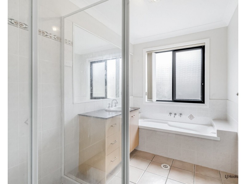 13 Humberside Close, Mudgeeraba QLD 4213