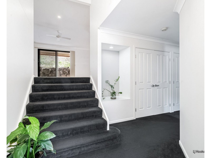 13 Humberside Close, Mudgeeraba QLD 4213