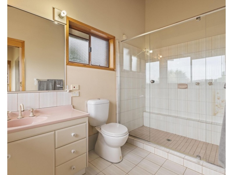 38 Cyclades Crescent, Currumbin Waters QLD 4223