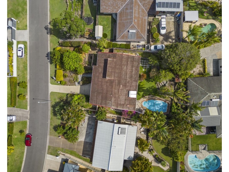 38 Cyclades Crescent, Currumbin Waters QLD 4223