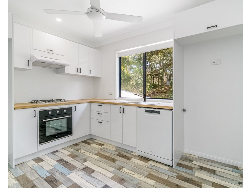 8 Ajax Court, Currumbin Waters QLD 4223