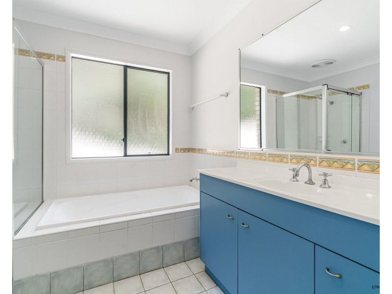 8 Ajax Court, Currumbin Waters QLD 4223