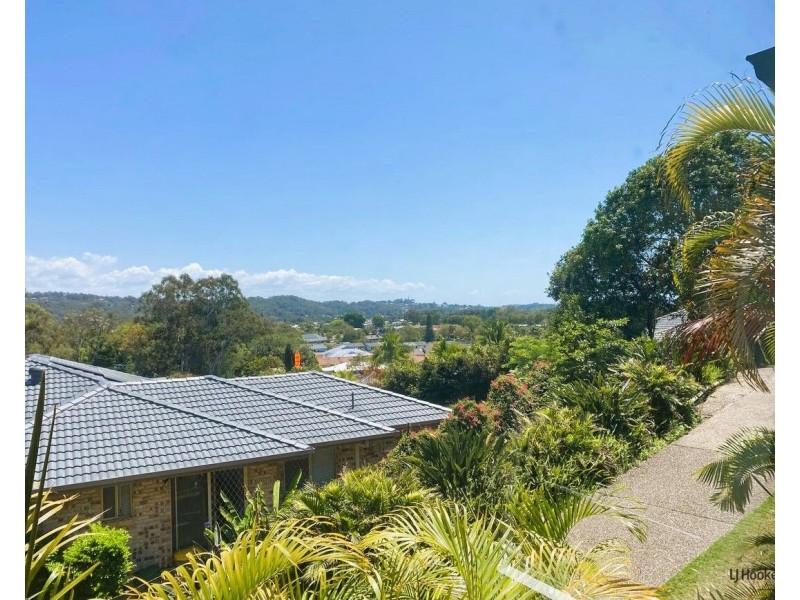 8 Ajax Court, Currumbin Waters QLD 4223