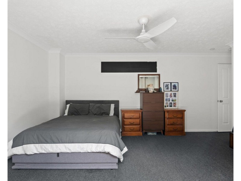 3/4 Fifteenth Avenue, Palm Beach QLD 4221