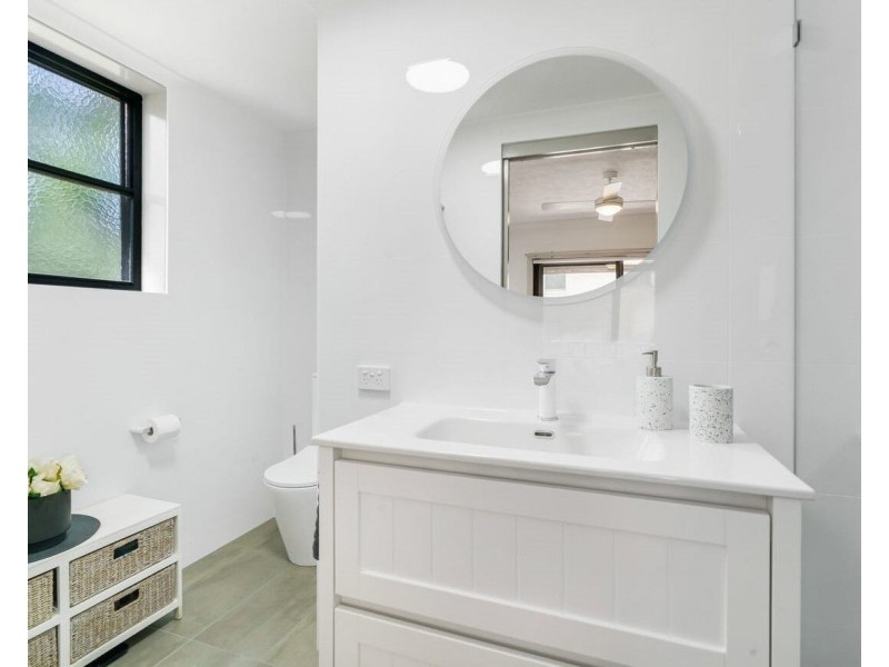 6/20-22 Dutton Street, Coolangatta QLD 4225