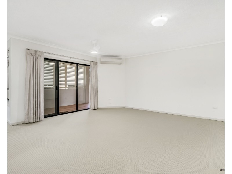 6/20-22 Dutton Street, Coolangatta QLD 4225