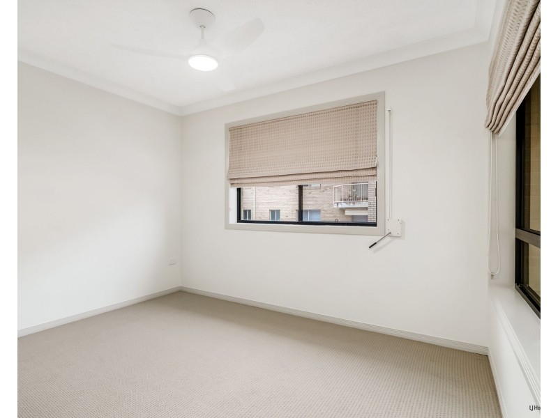 6/20-22 Dutton Street, Coolangatta QLD 4225