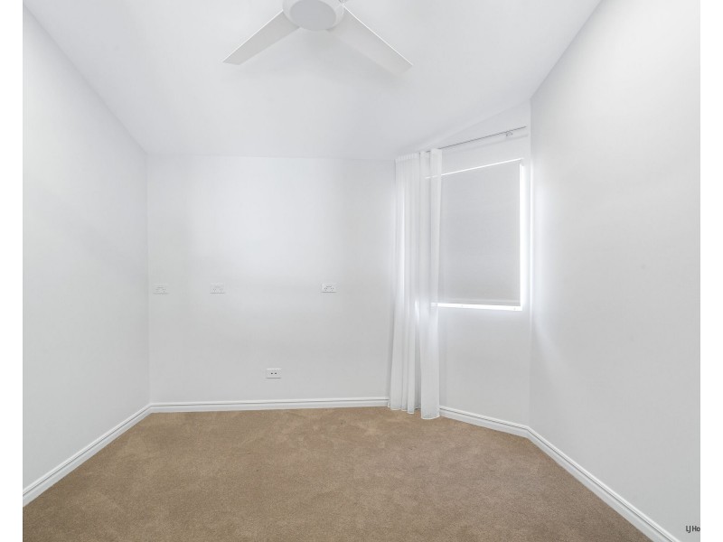 245 Jefferson Lane, Palm Beach QLD 4221