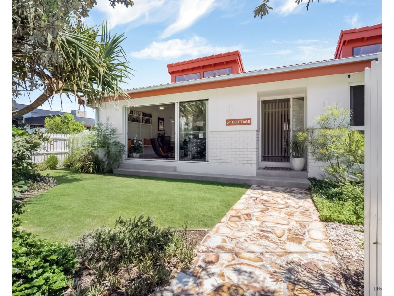 24 Bluejay Street, Burleigh Waters QLD 4220