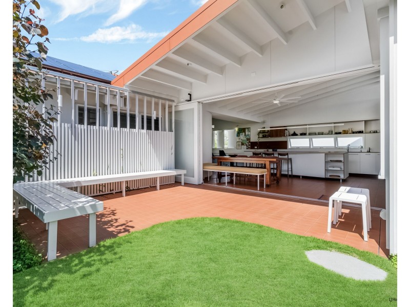 24 Bluejay Street, Burleigh Waters QLD 4220