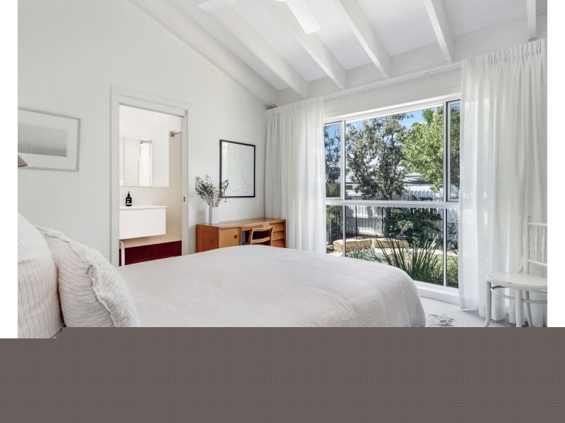 24 Bluejay Street, Burleigh Waters QLD 4220